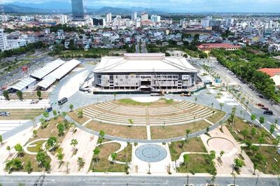 Huế: Dự án quảng trường gần 200 tỷ đồng tiếp tục trễ hẹn