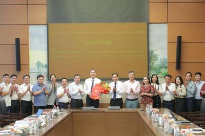 Hội nghị lần thứ 12, Ban Chấp hành Đảng bộ Các cơ quan tham mưu, giúp việc của Đảng ủy Quốc hội