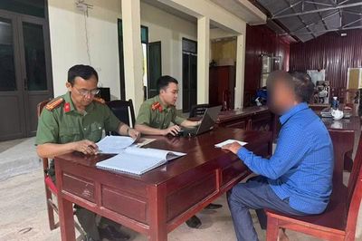 Bị xử phạt 6,25 triệu đồng vì bình luận xuyên tạc trên Facebook