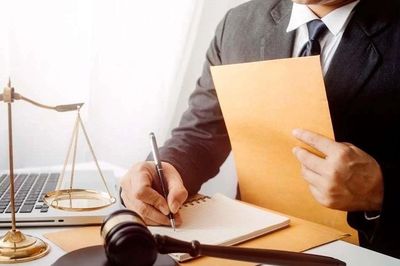 Thừa kế trong trường hợp đang xin ly hôn mà một bên chết