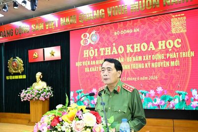 Phấn đấu trở thành cơ sở giáo dục đại học trọng điểm quốc gia
