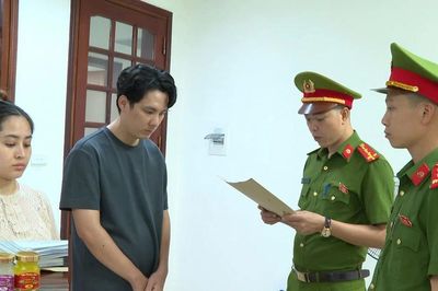 Hơn 70.000 hũ nước yến sào cao cấp được làm giả như thế nào?