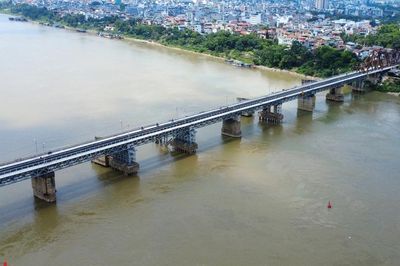 Ban Thường vụ Thành ủy Hà Nội ban hành Chỉ thị 16: Siết chặt tinh thần '6 rõ' tại siêu dự án đại lộ sông Hồng