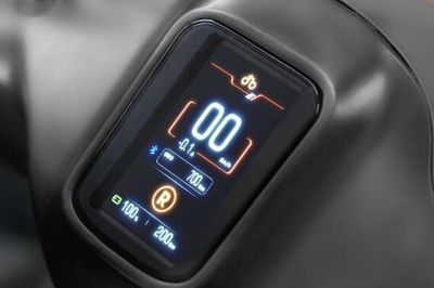 Xe máy điện bán ở Việt Nam giá chỉ 29 triệu đồng sạc 15 phút, đi xa tối đa 200km, thuộc diện cốp rộng nhất thị trường