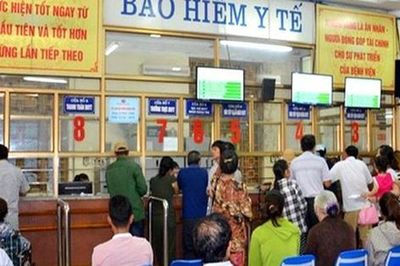 Từ 1/7, người có BHYT tự đi khám bệnh trái tuyến được hưởng thêm nhiều quyền lợi
