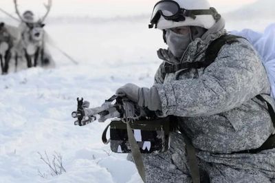 Nga tăng quân sát Bắc Cực, NATO lập lực lượng chiến đấu mới đối phó