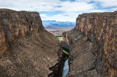 Mỹ: Lo ngại bức tường biên giới làm tổn hại di sản thiên nhiên Big Bend
