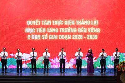 Thủ tướng Lê Minh Hưng phát động Phong trào thi đua quyết tâm thực hiện thắng lợi mục tiêu tăng trưởng bền vững '2 con số'