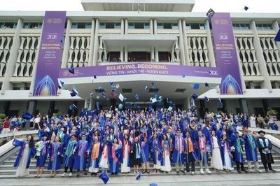 Trường đại học Fulbright Việt Nam trao bằng tốt nghiệp cho 190 tân cử nhân