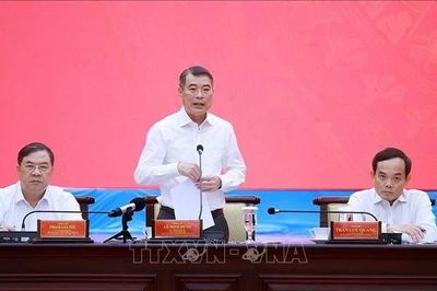 Thủ tướng: 'Trực diện nhìn nhận những khó khăn đang đặt ra để thống nhất cách làm, thống nhất hành động'