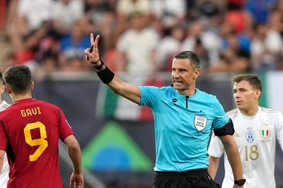 Trọng tài cầm còi trận Brazil vs Morocco từng vào đồn cảnh sát vì bị nghi liên quan tới băng đảng
