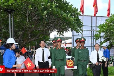Phó Thủ tướng Hồ Quốc Dũng dự lễ truy điệu, an táng 18 hài cốt liệt sĩ ở Gia Lai