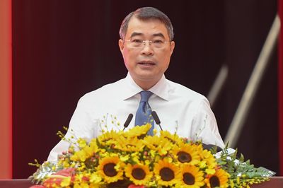 Thủ tướng phát động thi đua tăng trưởng bền vững 2 con số