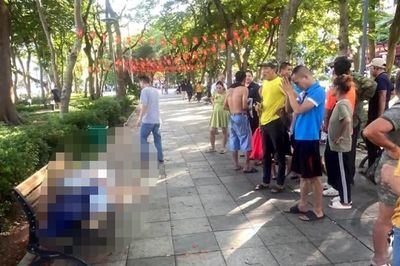 Người đàn ông đột tử trên ghế đá công viên ở Hà Nội
