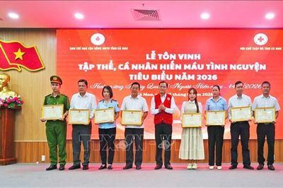 Tôn vinh những 'người hùng thầm lặng' trong phong trào hiến máu tình nguyện