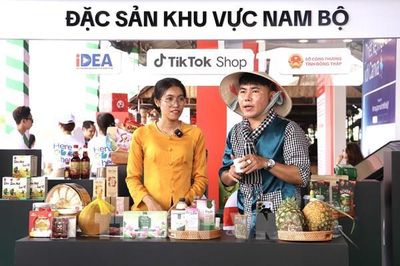 Thương mại điện tử mở lối cho trái cây tươi Đồng Tháp