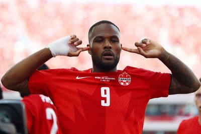Canada thoát thua ngày ra quân World Cup 2026