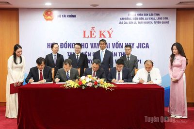 Bộ Tài chính ký kết 11 hợp đồng cho vay lại vốn vay JICA với 8 tỉnh miền núi phía Bắc
