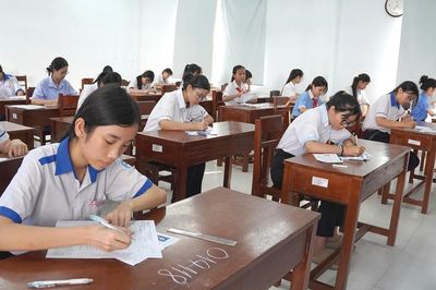 Tăng chỉ tiêu tuyển sinh lớp 10: Không để học sinh thiếu chỗ học