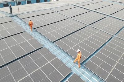 Điện mặt trời mái nhà kết hợp lưu trữ là giải pháp quan trọng đảm bảo điện cho miền Bắc