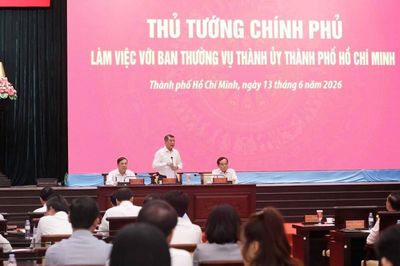 TP. Hồ Chí Minh cần tập trung tháo gỡ các điểm nghẽn, tạo động lực mới cho tăng trưởng 2 con số