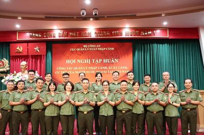 Nâng cao hiệu quả công tác quản lý người nước ngoài tại Việt Nam