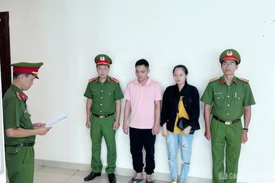 Khởi tố cặp vợ chồng lập nhiều công ty để sản xuất phân bón giả