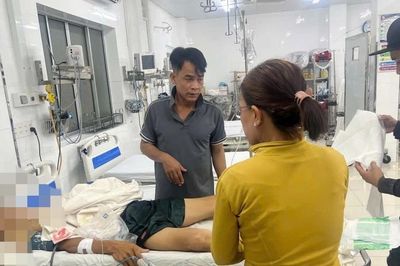 Người đàn ông bị người tình đâm nguy kịch