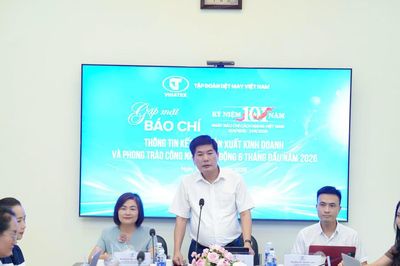 Dệt May Việt Nam chờ tín hiệu thuế quan sau ngày 24/7
