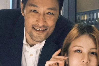 Sau chia tay mối tình 10 năm, Johnny Trí Nguyễn vướng nghi vấn hạnh phúc bên mỹ nhân kém 24 tuổi