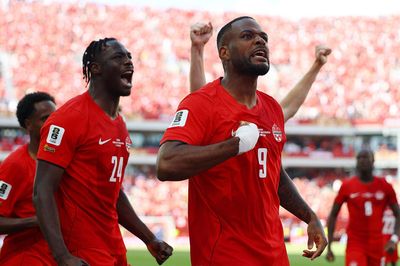 Kết quả Canada 1-1 Bosnia & Herzegovina: Kỷ lục gia ghi bàn, chủ nhà thoát thua