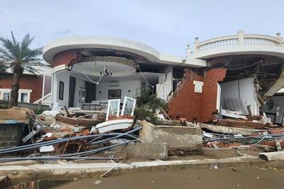 Hàng loạt villa ở Hà Tĩnh đổ sập sau bão, tỉnh giao công an trưng cầu giám định