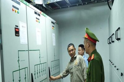 An toàn sử dụng điện mùa nắng nóng: Không để 'quá tải' thành nguy cơ cháy, nổ