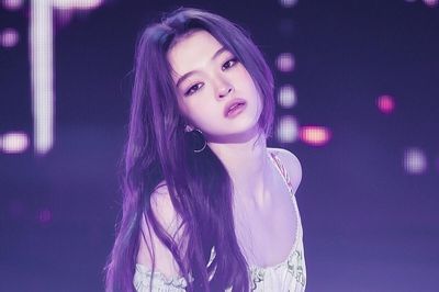 'Bông hồng lai' 18 tuổi đang gây sốt