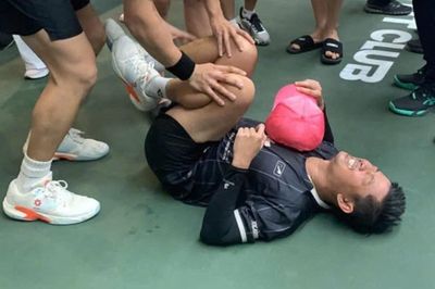 'Tượng đài' pickleball Việt Nam rời sân bằng xe cấp cứu