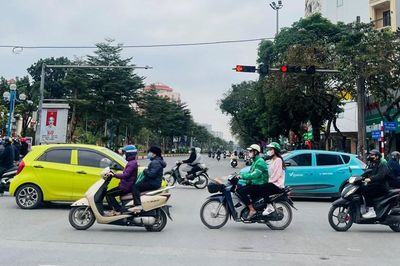 Tăng số lượng câu hỏi sát hạch lái xe: Đề xuất có khả thi?