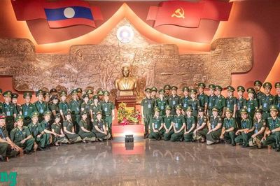 Nhịp cầu gắn kết sĩ quan trẻ lực lượng bảo vệ biên giới hai nước Việt Nam-Lào