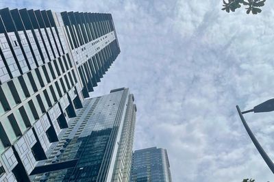 Mặt bằng giá mới ở TPHCM: Có 5 tỷ đồng vẫn khó chạm tới căn hộ cao cấp