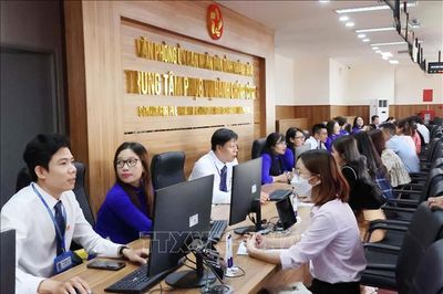 Động lực nâng cao hiệu quả chính quyền địa phương 2 cấp