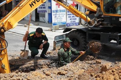 Quảng Ngãi: Bắt đầu đào rãnh thăm dò, tìm kiếm hài cốt liệt sĩ tại đường Trường Chinh