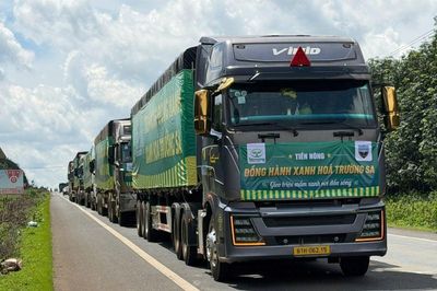 'Triệu lời chúc - Triệu mầm xanh' vì một Trường Sa xanh