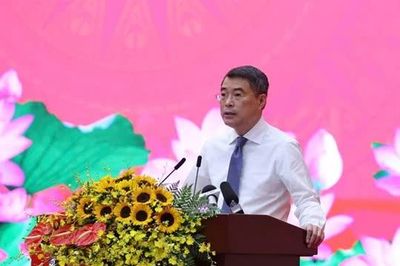TP Hồ Chí Minh phát động phong trào thi đua tăng trưởng bền vững