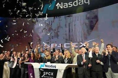 Elon Musk trở thành nghìn tỷ phú đầu tiên, nước Mỹ không vui vẻ như nhiều người nghĩ