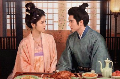 Mạc Ly lập thành tích ấn tượng khi vừa phát sóng, Bạch Lộc vấp ý kiến trái chiều