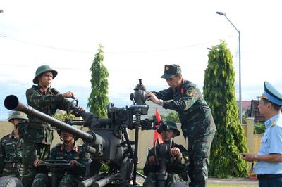 Nâng cao năng lực tham mưu, chỉ huy phòng không trong tình hình mới