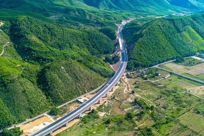 Cao tốc La Sơn - Hòa Liên mở rộng lên 4 làn xe: Hoàn thiện 95% khối lượng