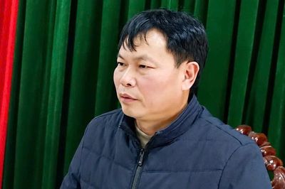 Phó Chủ tịch UBND xã đầu thú vì liên quan đến hành vi nhận hối lộ