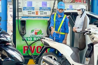 Xăng E10 thúc đẩy chuyển đổi năng lượng xanh