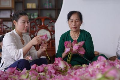 Người cao tuổi gìn giữ giá trị truyền thống
