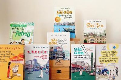 Bộ sách mừng kỷ niệm 50 năm Thành phố mang tên Bác